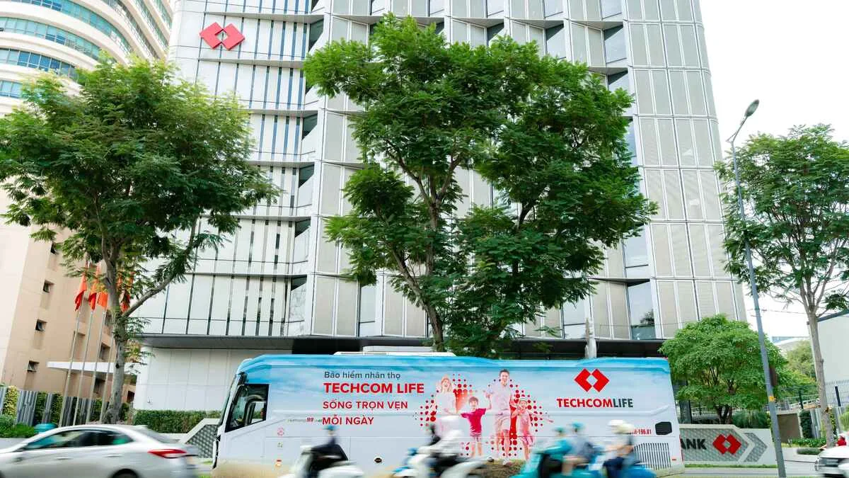 Techcombank góp thêm 2.400 tỷ đồng vào Techcom Life