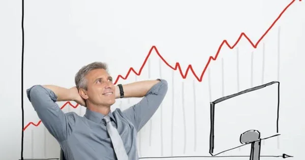 Không phải chứng khoán hay bất động sản, đây mới là nhóm cổ phiếu hưởng lợi đầu tiên khi lãi suất giảm