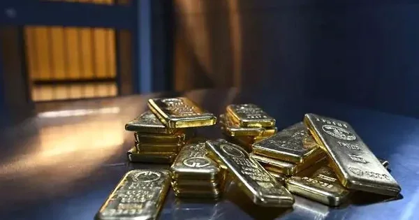Giá vàng thế giới đang chịu sức ép gì?