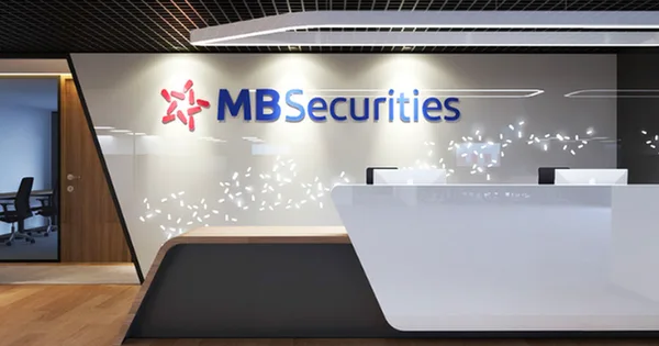UBCKNN xử phạt Chứng khoán MB