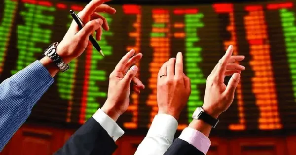 Thủy Tiên đăng ký mua lượng lớn cổ phiếu DHC