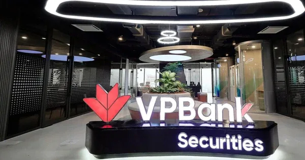 VPBankS chốt phương án chia cổ phiếu thưởng 45%, đưa vốn điều lệ vượt mốc tỷ USD