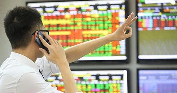 Vietcap dự báo VN-Index có cơ hội trở lại đỉnh cũ, gọi tên 4 cổ phiếu tiềm năng