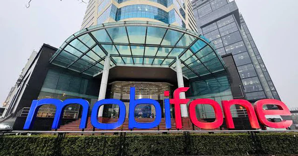 Công ty “họ" Mobifone chuẩn bị lăn chốt cổ tức 25% bằng tiền mặt