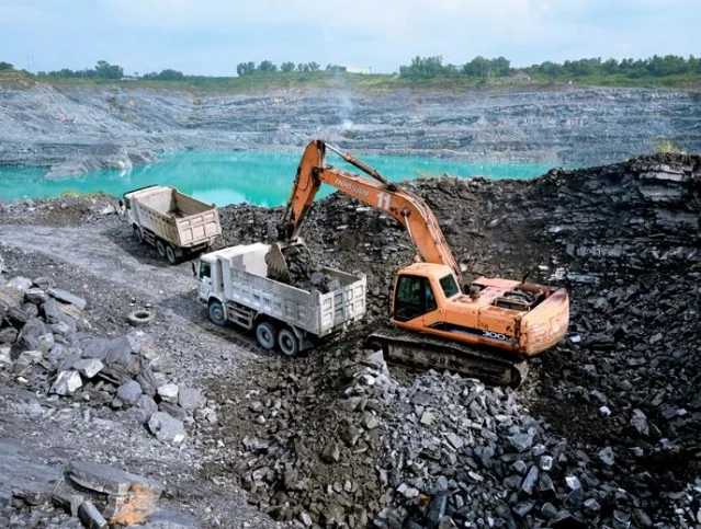 What's Behind VLB's 2026 Plan to Scale Back Despite Surge in Demand for Building Materials?