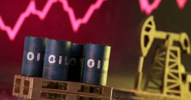 Crude Oil Prices Surge Over 3% After Iran Announces Retaliation Against US Airstrikes