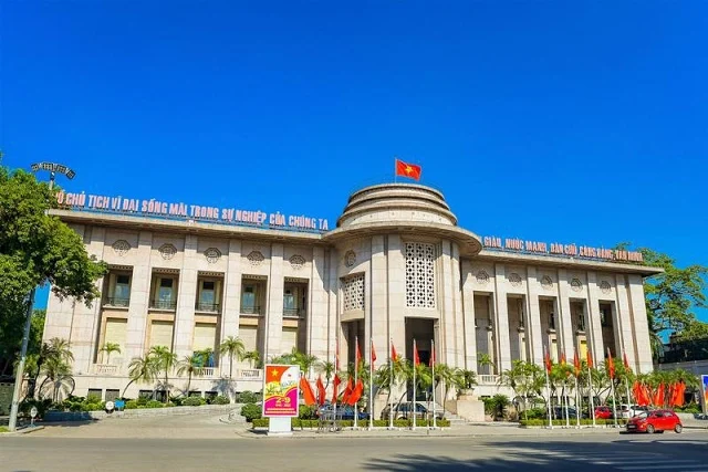 Vietnamese Interbank Overnight Lending Rate Falls from 11% to 6.54%