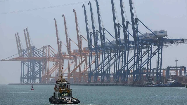 Vietnam Seeks Own Path for Financial Hub Ambitions