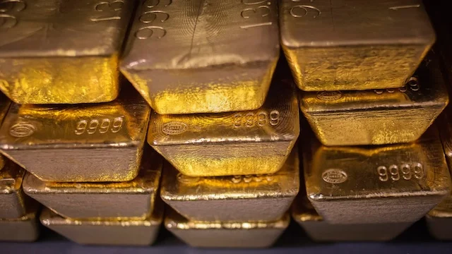 Vàng thế giới tăng hơn 1% và trở lại ngưỡng 4,500 USD