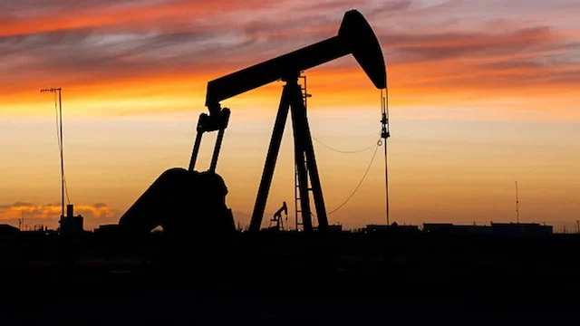 Giá dầu giảm hơn 2% nhờ kỳ vọng xung đột giữa Mỹ và Iran hạ nhiệt