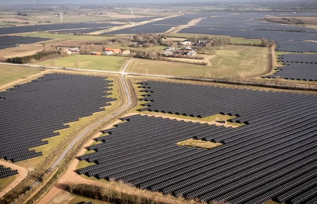 Paradox in the Greenest Country in the World: Solar Power Opposed in Rural Areas

(Note: The title has been translated to maintain its original meaning and content)