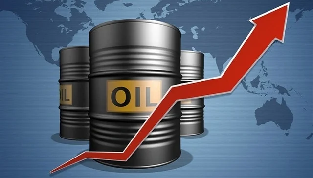 Giá dầu tăng hơn 3% khi xung đột Iran và Israel leo thang