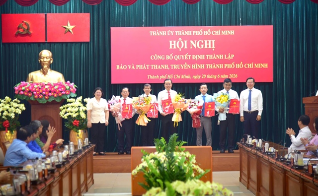 Thành lập Báo và Phát thanh, Truyền hình TPHCM