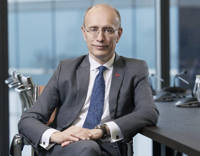 Techcombank CEO Jens Lottner: Vietnam Still Maintains Strong Growth Foundation Amidst Global Volatility
