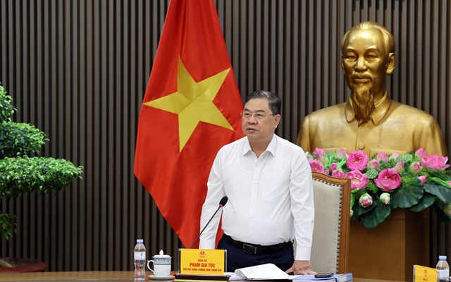 Unlocking Payment Bottlenecks to Complete Ho Chi Minh City's Flood Control Project This Year

Note: The translation is based on the given Vietnamese text title. If you would like me to translate the entire article, please provide the content.