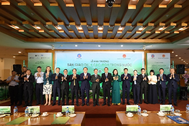 1,200 tấn CO2 được giao dịch trong ngày khai trương sàn carbon trong nước