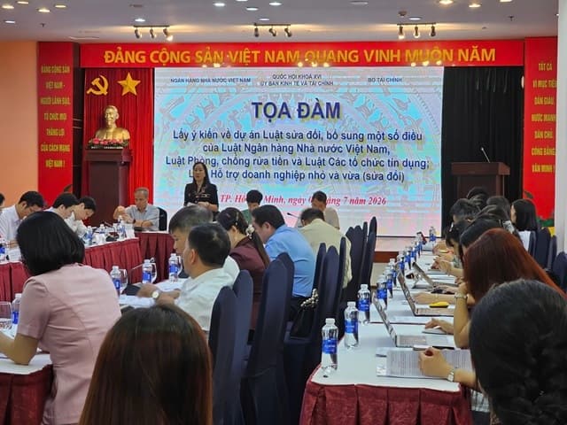 Gỡ nút thắt cho thị trường vốn: UBCKNN kiến nghị dự thảo sửa đổi Luật Các TCTD và Luật Phòng chống rửa tiền