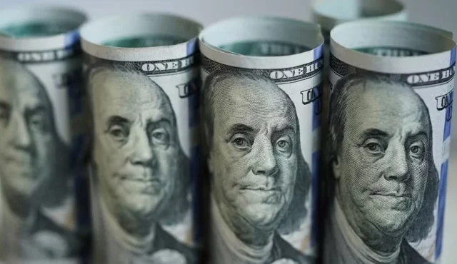 Đồng USD leo đỉnh một tuần sau khi Mỹ nối lại hoạt động quân sự nhằm vào Iran