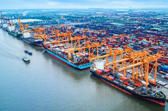 UOB nâng dự báo tăng trưởng GDP Việt Nam lên 8.5%, kỳ vọng NHNN tiếp tục giữ nguyên chính sách tiền tệ