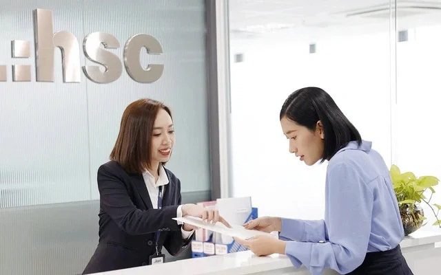 Chứng khoán HSC tăng lãi quý 2 hơn 40%, tự doanh gom thêm FPT