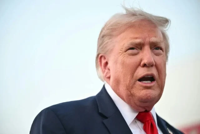 Thuế quan 10% của ông Trump sắp hết hiệu lực, điều gì sẽ xảy ra tiếp theo?