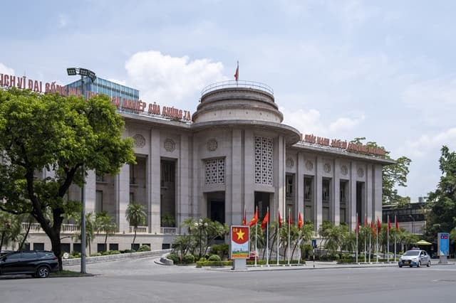 Tuần 27-31/07: NHNN đảo chiều bơm ròng hơn 12,300 tỷ