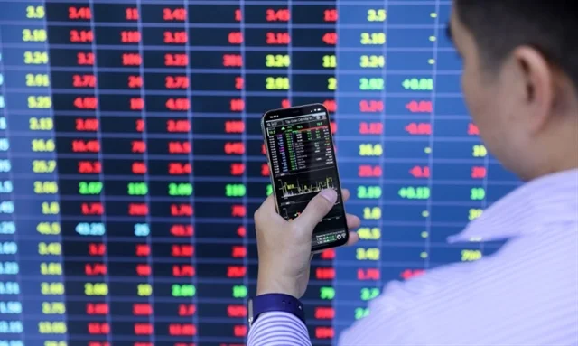 Bài toán giữ tiền của các công ty chứng khoán Việt Nam