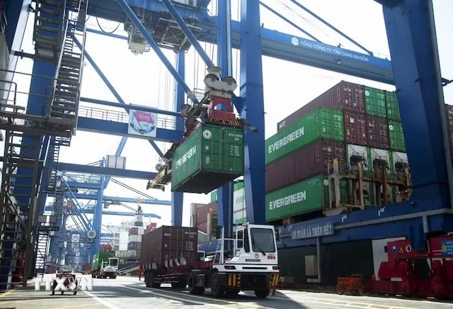 Thành phố Hồ Chí Minh dồn lực cho mục tiêu tăng trưởng hai con số
