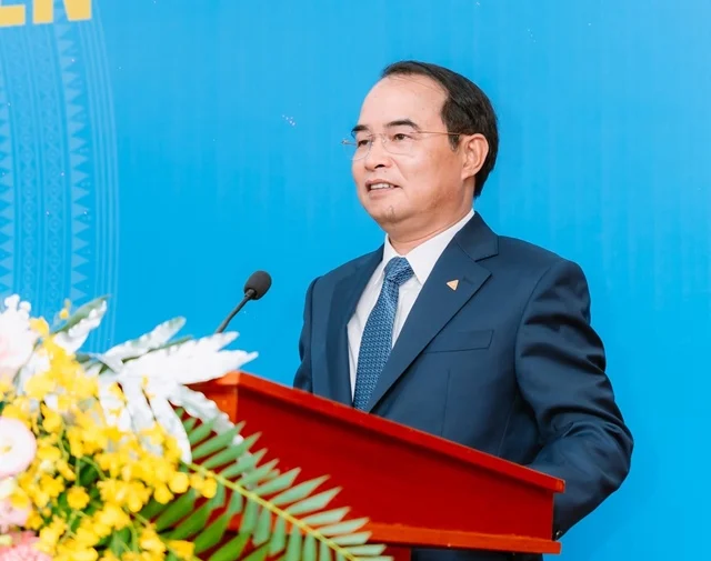 Chuỗi cưỡng chế thuế giữa lúc doanh thu lao dốc của Việt Phát