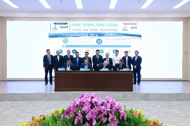 Khởi động triển khai hợp đồng EPC Dự án nâng cấp, mở rộng NMLD Dung Quất: Đồng lòng hành động, kiến tạo thành công