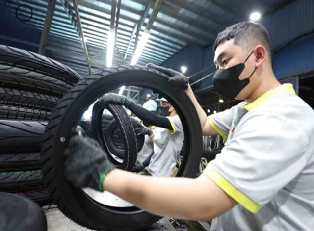 Kinh tế Việt Nam trước bước chuyển mô hình tăng trưởng