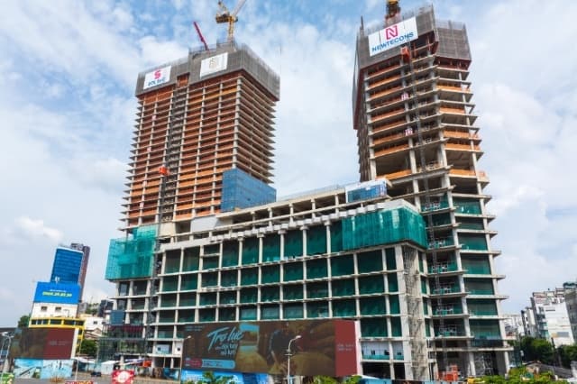 Chủ One Central Saigon lãi 270 tỷ nửa đầu năm, dư nợ trái phiếu giảm còn 2.5 ngàn tỷ