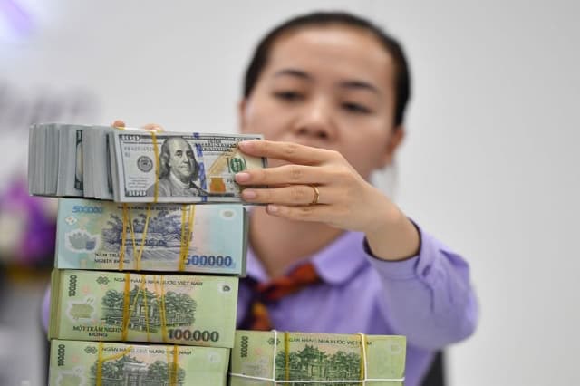 Tổng thu ngân sách Nhà nước 8 tháng đầu năm 2026 đạt hơn 2 triệu tỷ đồng, bằng 80% dự toán năm