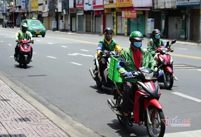 Tài xế Grab kêu gọi tắt app 2 ngày, Grab nói gì?