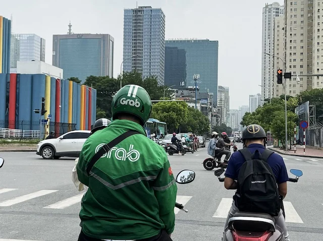 Grab nói thẳng về quyền tắt mở ứng dụng của tài xế trước làn sóng đòi tắt app