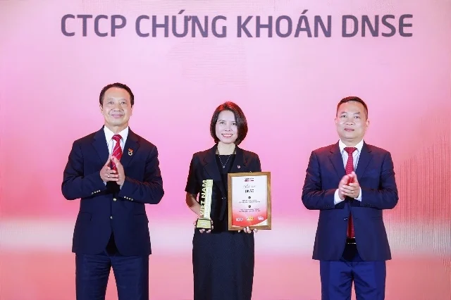 Từ lợi thế công nghệ đến Top 10 đóng góp ngân sách, DNSE mở rộng quy mô bằng cách nào?