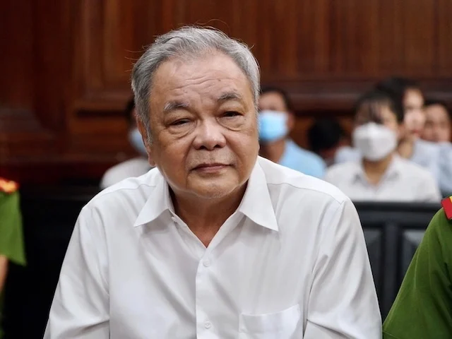 Ông Trần Quí Thanh cùng con gái Trần Uyên Phương bất ngờ lập công ty vốn khủng