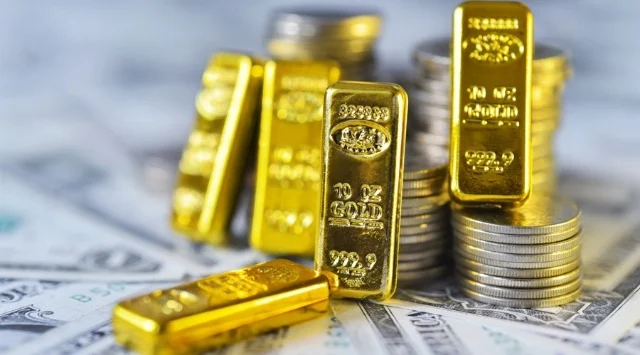 Vàng thế giới tiếp tục giảm