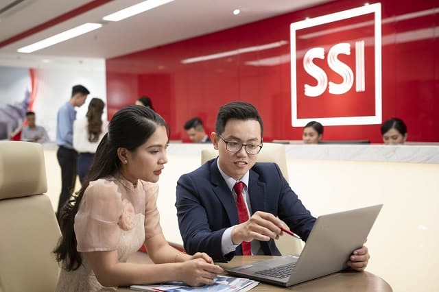 SSI báo lãi quý 3 hơn 1 ngàn tỷ đồng, tự doanh mua thêm MSB, VIC, MWG