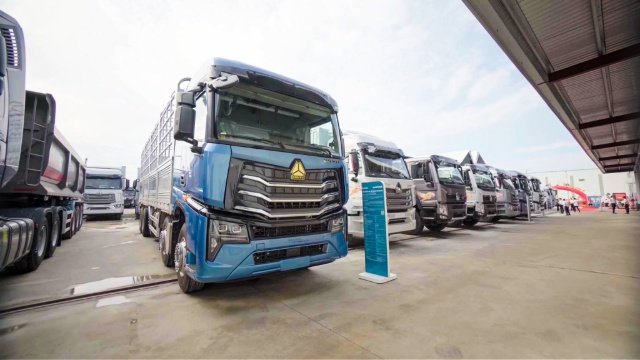 Một doanh nghiệp bán xe tải Trung Quốc phất lên với khối tài sản hơn 10 ngàn tỷ