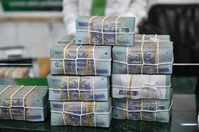 Dự toán NSNN năm 2027: Tổng thu hơn 3.3 triệu tỷ đồng, tổng chi hơn 4 triệu tỷ đồng