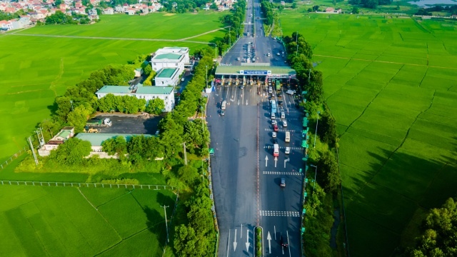 Gần 1/10 tài sản nằm ở BOT, Tasco muốn rút khỏi mảng truyền thống để làm gì?