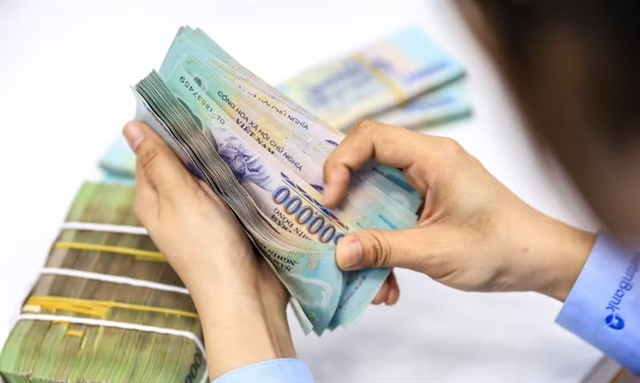“Ngân hàng đồng loạt giảm lãi suất: Doanh nghiệp thực sự hưởng lợi đến đâu?”