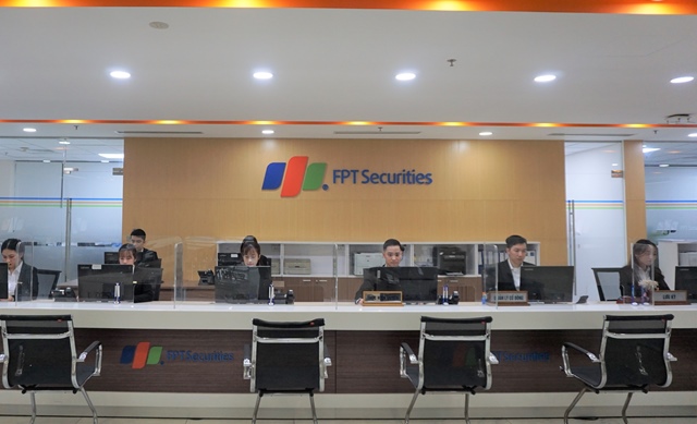 FPTS đặt kế hoạch quý 4 đi lùi, lợi nhuận năm khó đạt mục tiêu