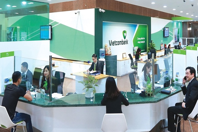Tăng trích lập dự phòng rủi ro gấp 8 lần, Vietcombank báo lãi trước thuế quý 3/2026 đi ngang